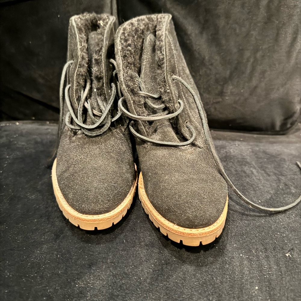 Coach KARSON Black Suede Wedge Shearling Lined Bootie Boot Shoes Size 7.5B/ 37.5